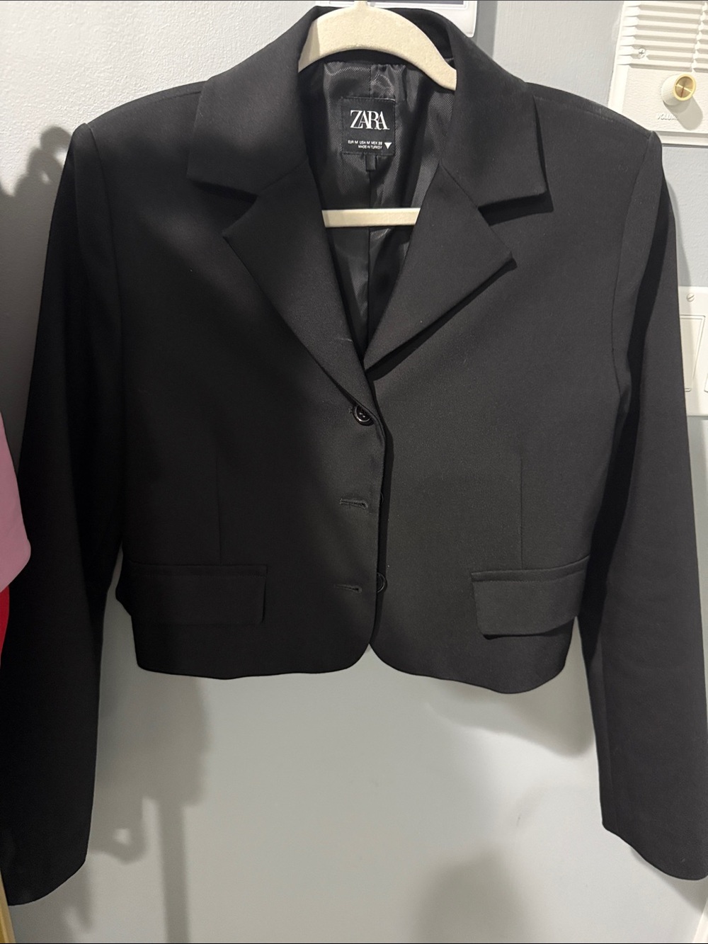 ZARA Black Cropped Notch-Lapel Blazer